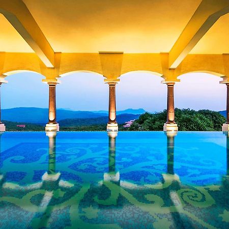 Le Meridien Mahabaleshwar Resort & Spa Экстерьер фото